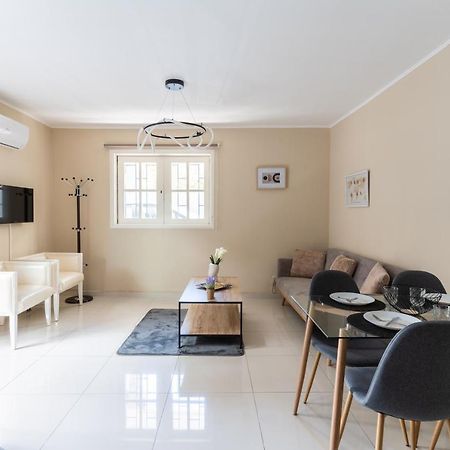 Aiolos Cozy Alimos Center Apartment Near The Sea Athen Exterior foto