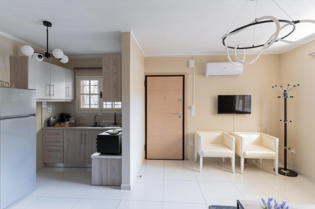 Aiolos Cozy Alimos Center Apartment Near The Sea Athen Exterior foto
